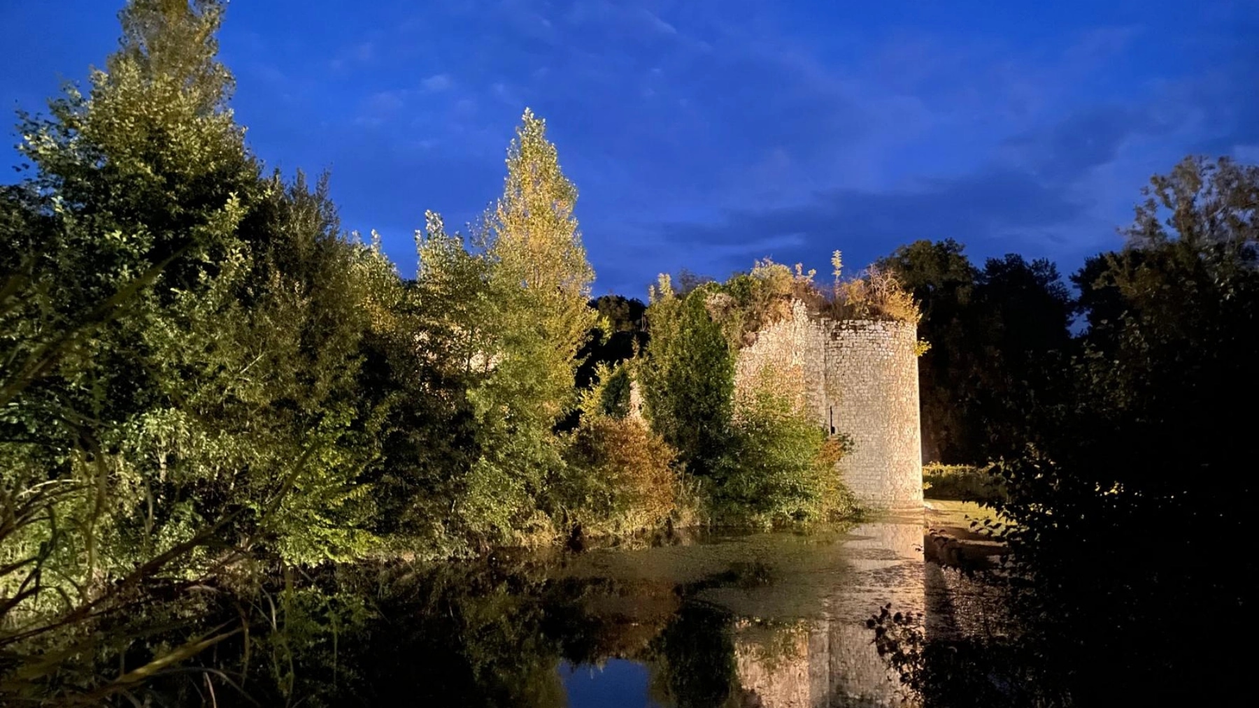 Les vestiges de la forteresse de Briquemault